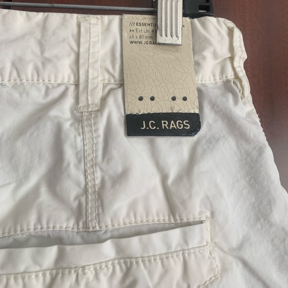 NWT J.C. Rags Brand new White Shorts W31. Made in India. Fixed Price